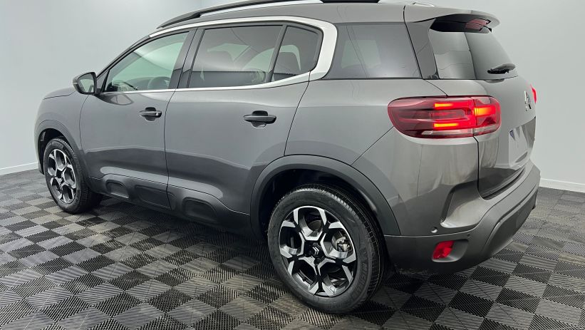 Aperçu du véhicule : C5 Aircross Hybride 136 e-DCS6 Max Gris Platinium avec 1900€ d'équipements inclus