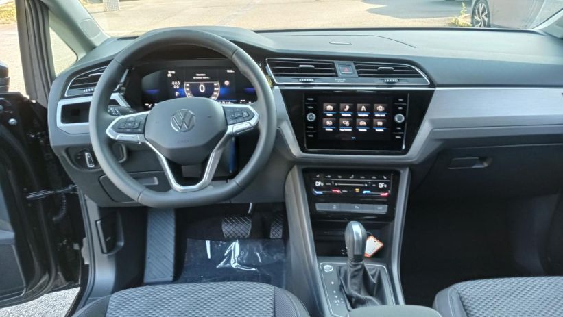 Aperçu du véhicule : VW EDITION 2.0 TDI 150CV DSG7 7PLACES + NEUF 0KM 